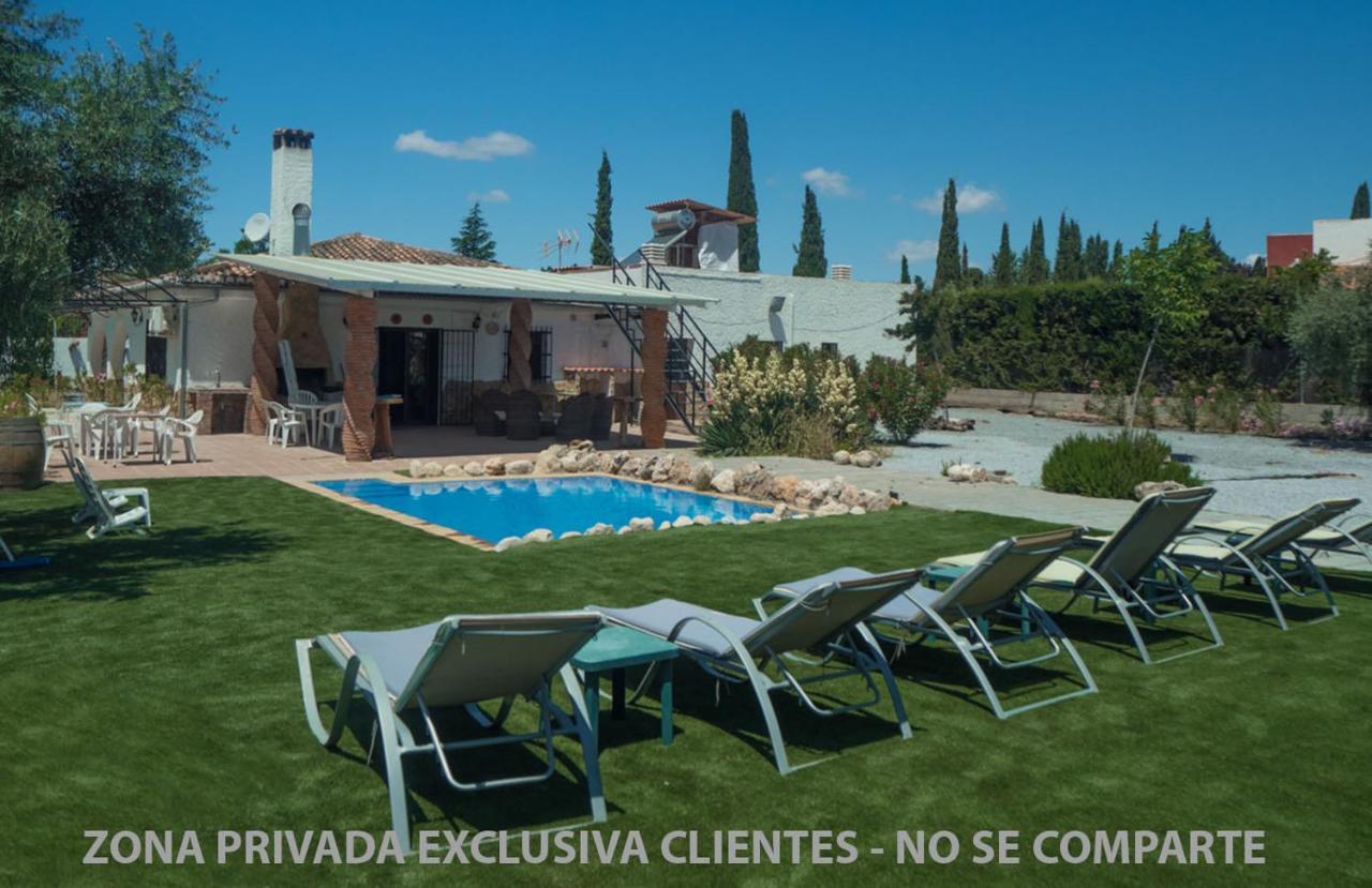 Villa Capricho De Luna Caparacena Екстер'єр фото