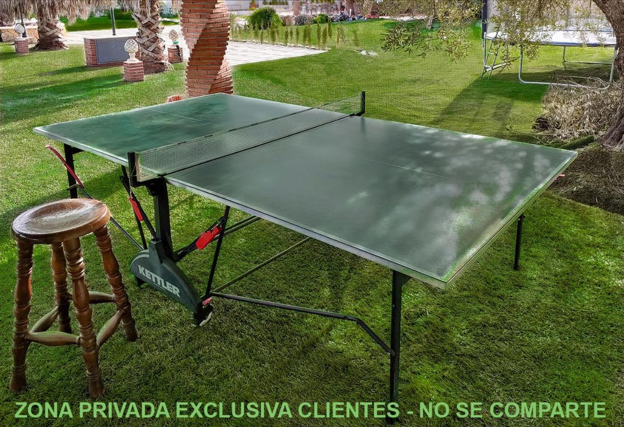 Villa Capricho De Luna Caparacena Екстер'єр фото