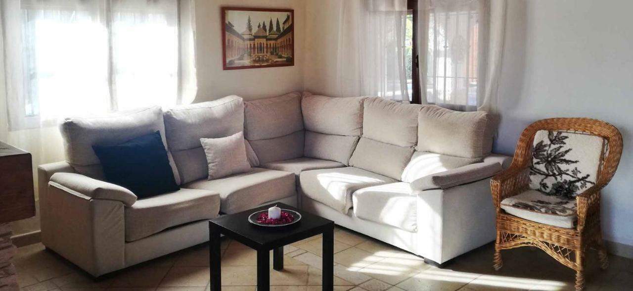 Villa Capricho De Luna Caparacena Екстер'єр фото